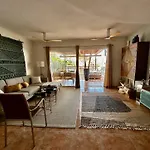 Roque-house * 아데제
