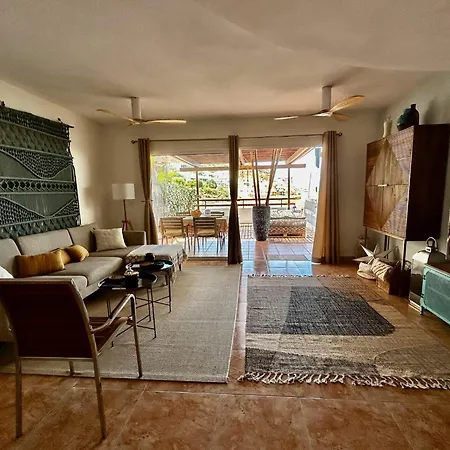 Roque-house * Адехе